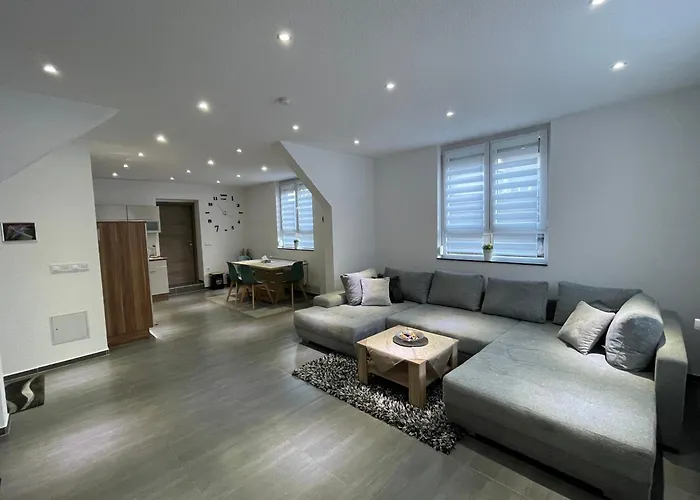 Maria\'S Ferienwohnung - Modernitaet Trifft Eleganz